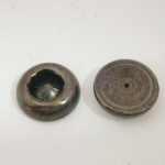 中孔釘華司